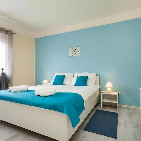 Ferienvilla Ana Mit Privatem Pool Holiday home Rovinj