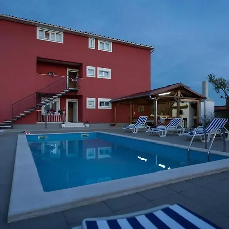 Ferienvilla Ana Mit Privatem Pool Holiday home *