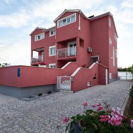 Ferienvilla Ana Mit Privatem Pool Holiday home